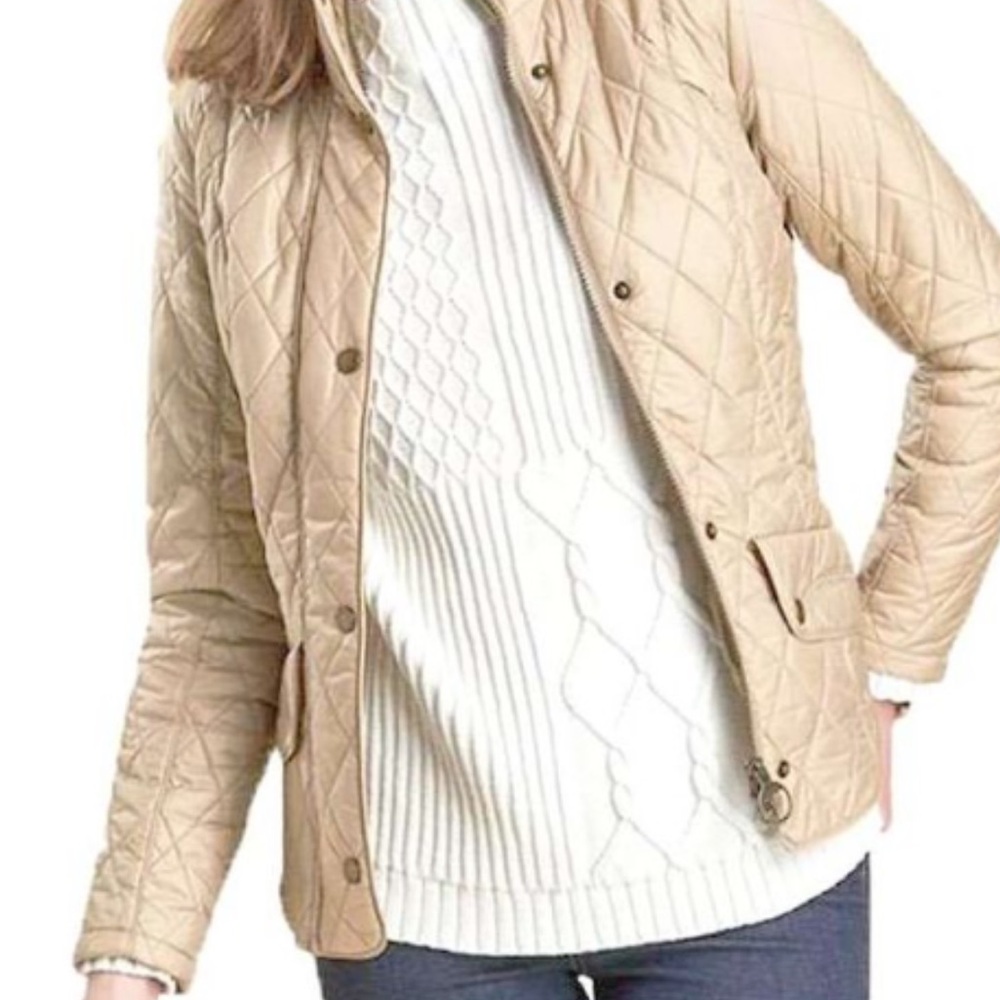 Barbour Flyweight Calvary Quilted Women's Jacket - like new Size 6